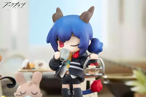 arknights-would-you-like-a-dessert-mini-series-pvc-statue-chen-11-cm-1765672018-6