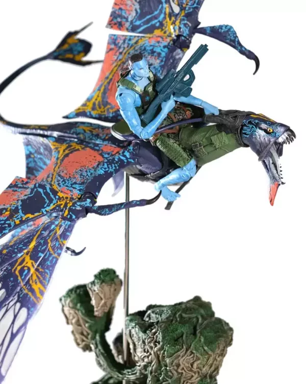 avatar-the-way-of-water-action-figure-recom-quaritch-rda-banshee-gold-label-1765710906-2