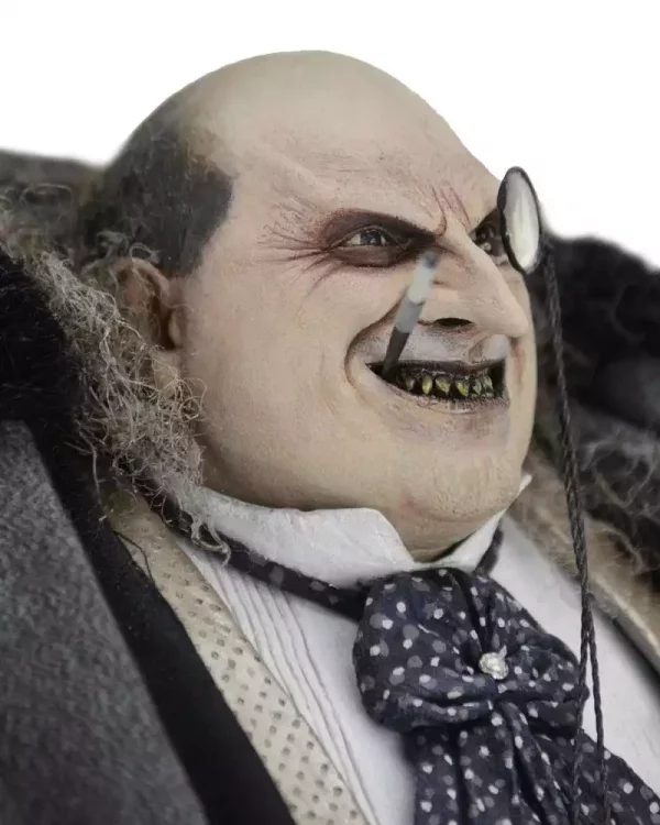 batman-returns-action-figure-1-4-mayoral-penguin-danny-devito-38-cm-1765714340-3 batman-returns-action-figure-1-4-mayoral-penguin-danny-devito-38-cm-1765714340-3