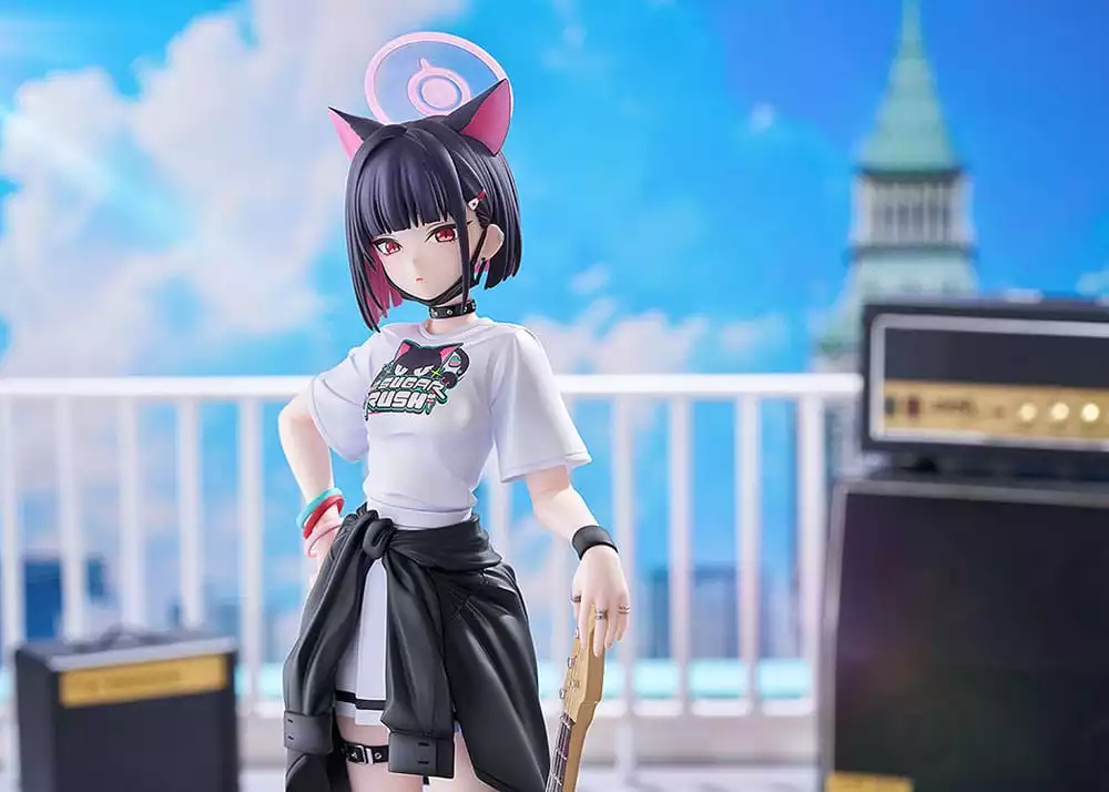 blue-archive-pvc-statue-1-7-kazusa-band-24-cm-1765713067-3