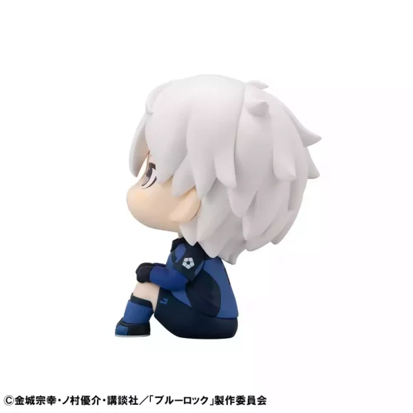 blue-lock-look-up-pvc-statue-seishiro-nagi-japanese-national-player-match-ver-11-cm-1765711892-4
