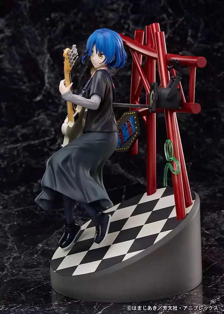 bocchi-the-rock-statue-1-7-ryo-yamada-23-cm-1765672176-3