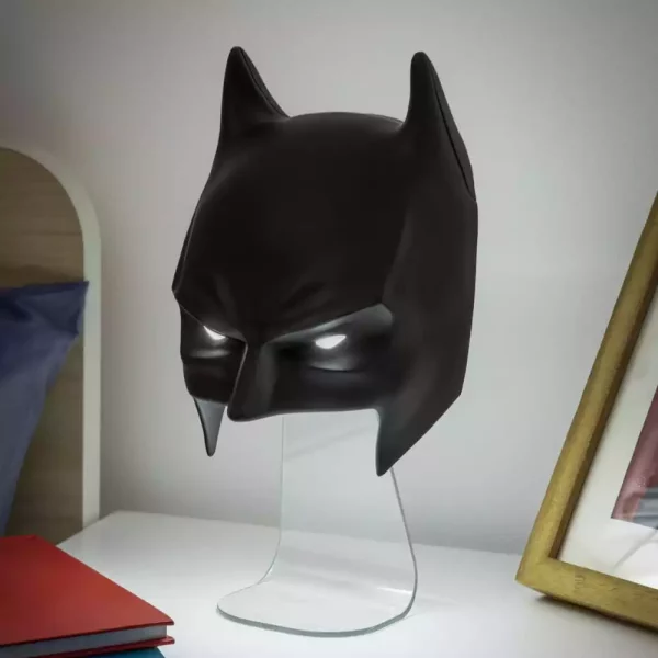 dc-comics-3d-led-light-batman-mask-1765716281-3 dc-comics-3d-led-light-batman-mask-1765716281-3
