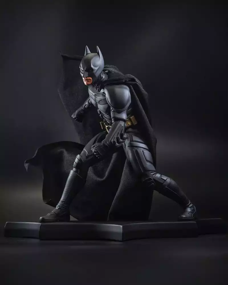 dc-direct-statue-dc-movie-statues-batman-the-dark-knight-24-cm-1765711445-5
