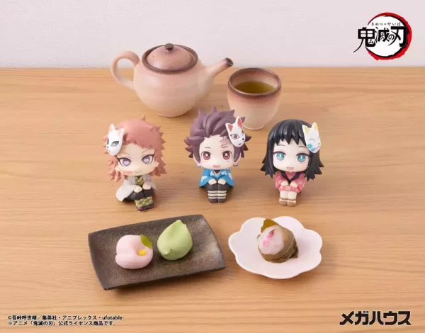 demon-slayer-kimetsu-no-yaiba-look-up-pvc-statue-sabito-11-cm-1765712748-9