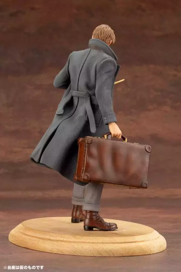 fantastic-beasts-2-artfx-pvc-statue-1-10-newt-scamander-18-cm-1765707819-4