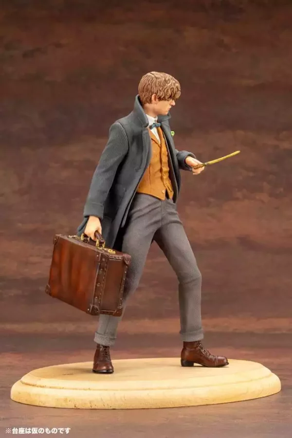 fantastic-beasts-2-artfx-pvc-statue-1-10-newt-scamander-18-cm-1765707819-5