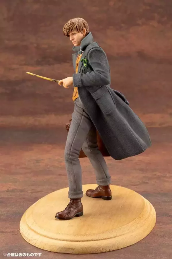 fantastic-beasts-2-artfx-pvc-statue-1-10-newt-scamander-18-cm-1765707821-7
