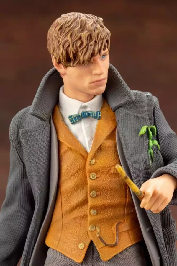 fantastic-beasts-2-artfx-pvc-statue-1-10-newt-scamander-18-cm-1765707823-10