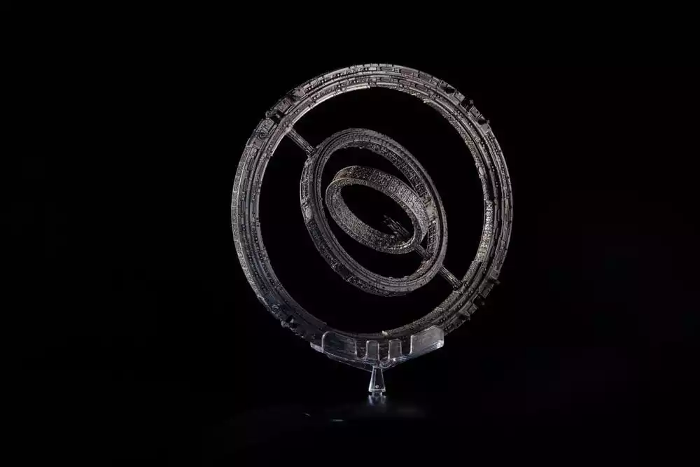 foundation-die-cast-the-invictus-spaceship-20-cm-1766568033-2