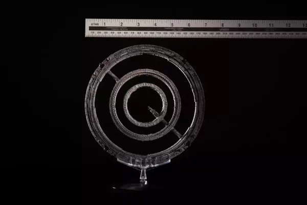 foundation-die-cast-the-invictus-spaceship-20-cm-1766568040-10 foundation-die-cast-the-invictus-spaceship-20-cm-1766568040-10