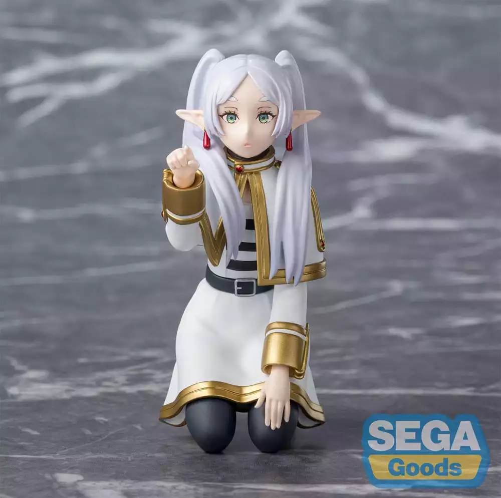 frieren-beyond-journeys-end-pm-perching-pvc-statue-frieren-poking-something-10-cm-1765723423-0
