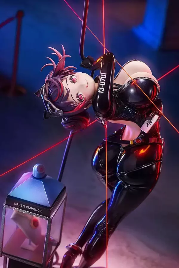goddess-of-victory-nikke-pvc-statue-1-7-quency-escape-queen-27-cm-1765680665-2 goddess-of-victory-nikke-pvc-statue-1-7-quency-escape-queen-27-cm-1765680665-2