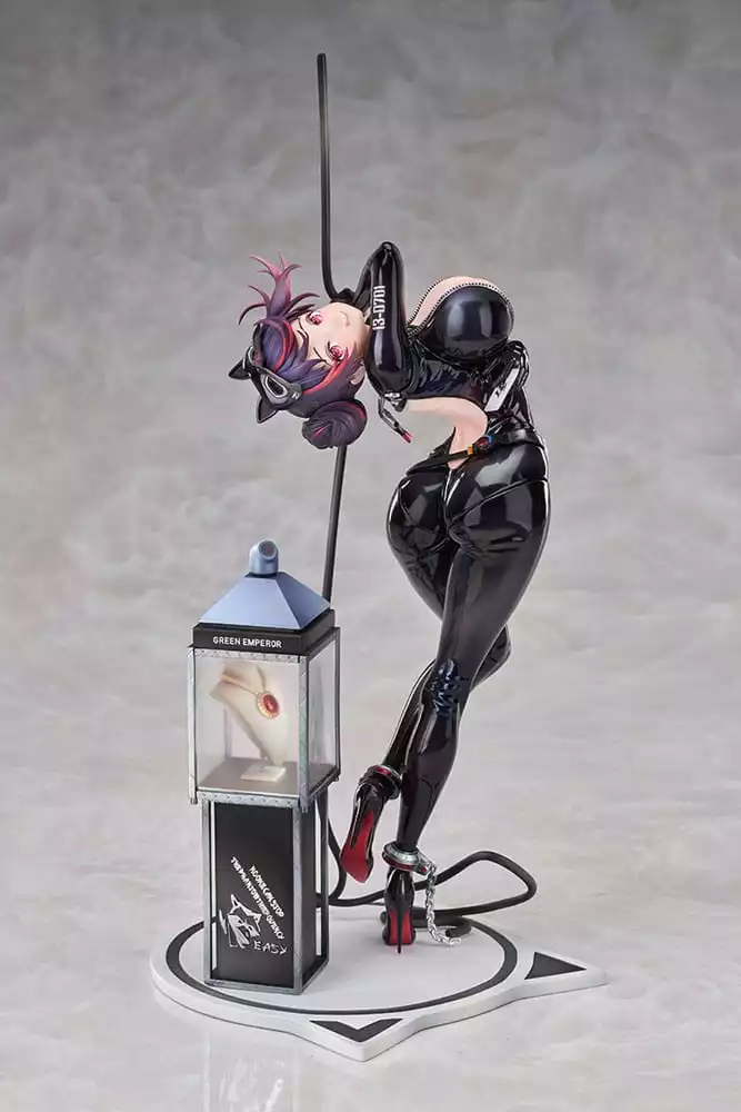 goddess-of-victory-nikke-pvc-statue-1-7-quency-escape-queen-27-cm-1765680667-5