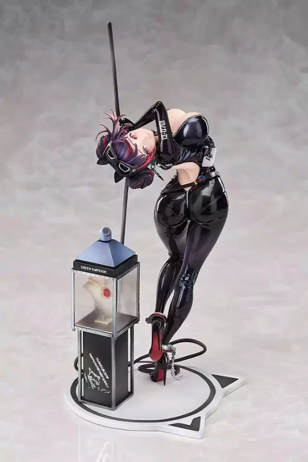 goddess-of-victory-nikke-pvc-statue-1-7-quency-escape-queen-27-cm-1765680668-6 goddess-of-victory-nikke-pvc-statue-1-7-quency-escape-queen-27-cm-1765680668-6
