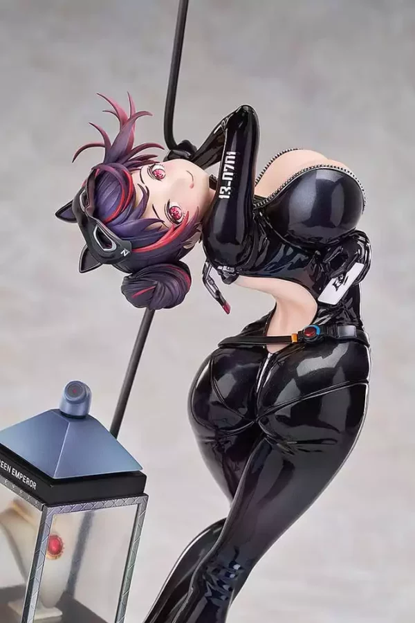 goddess-of-victory-nikke-pvc-statue-1-7-quency-escape-queen-27-cm-1765680670-9 goddess-of-victory-nikke-pvc-statue-1-7-quency-escape-queen-27-cm-1765680670-9
