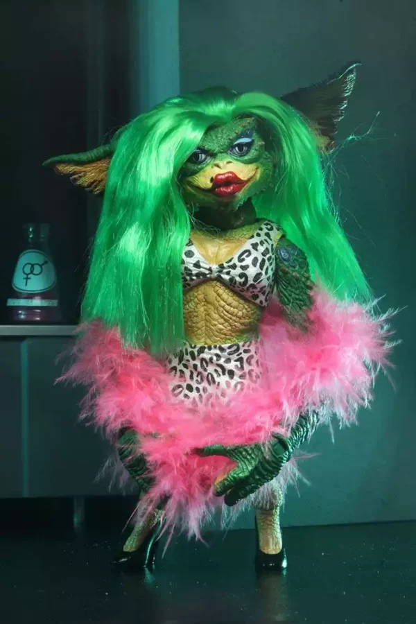gremlins-2-ultimate-action-figure-greta-15-cm-1765713889-6