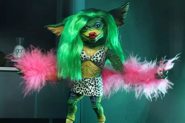 gremlins-2-ultimate-action-figure-greta-15-cm-1765713889-7