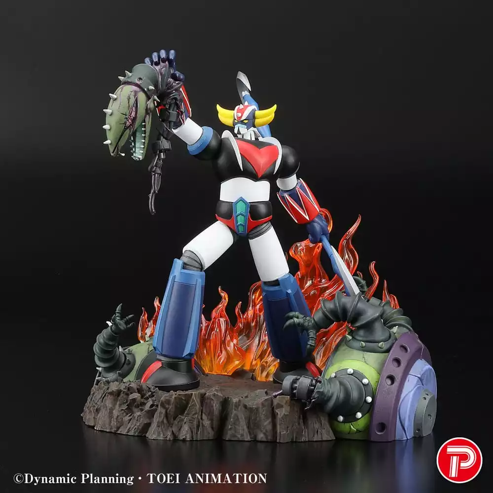 grendizer-scene-selection-01-pvc-statue-grendizer-a-cry-of-victory-14-cm-1765674527-1