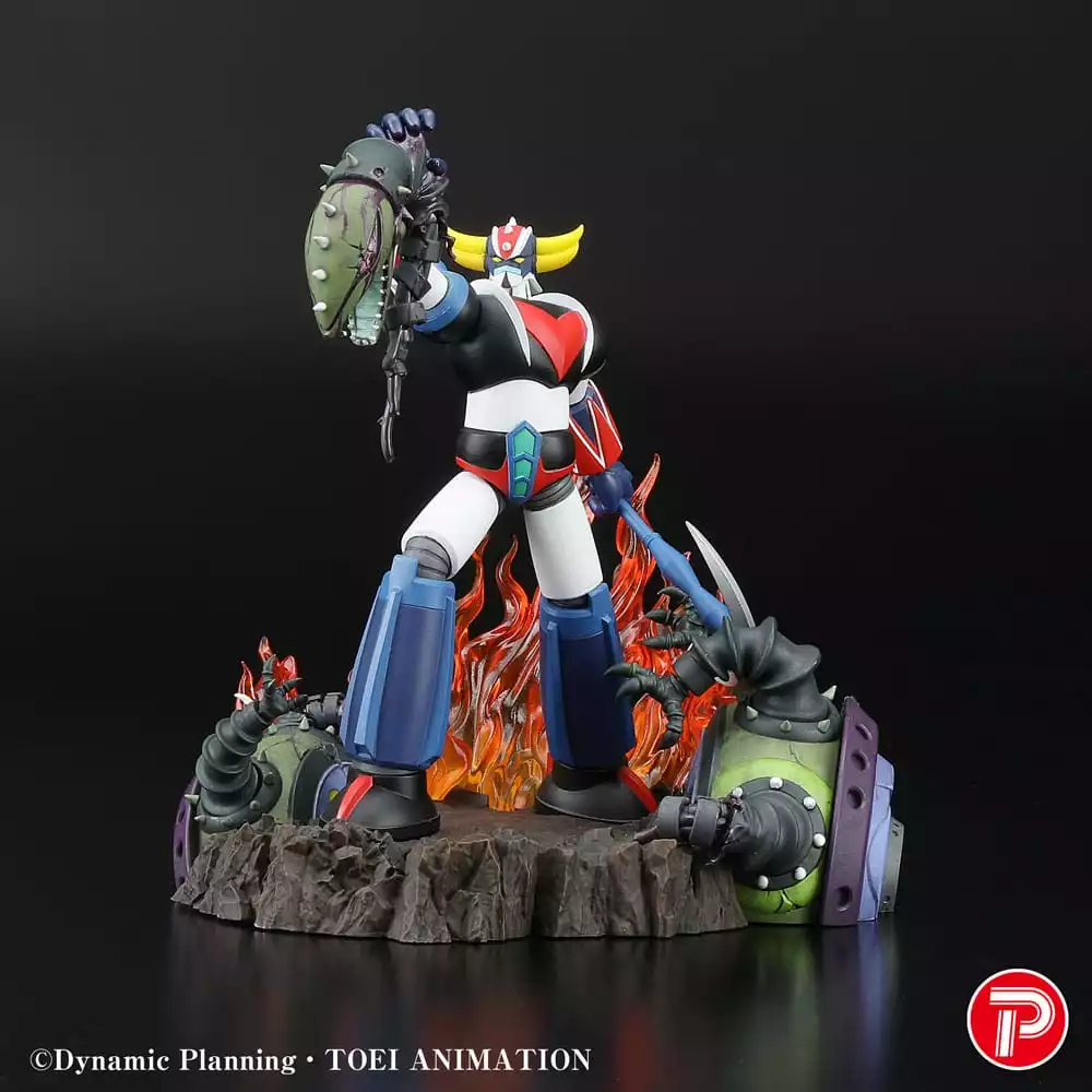 grendizer-scene-selection-01-pvc-statue-grendizer-a-cry-of-victory-14-cm-1765674530-4