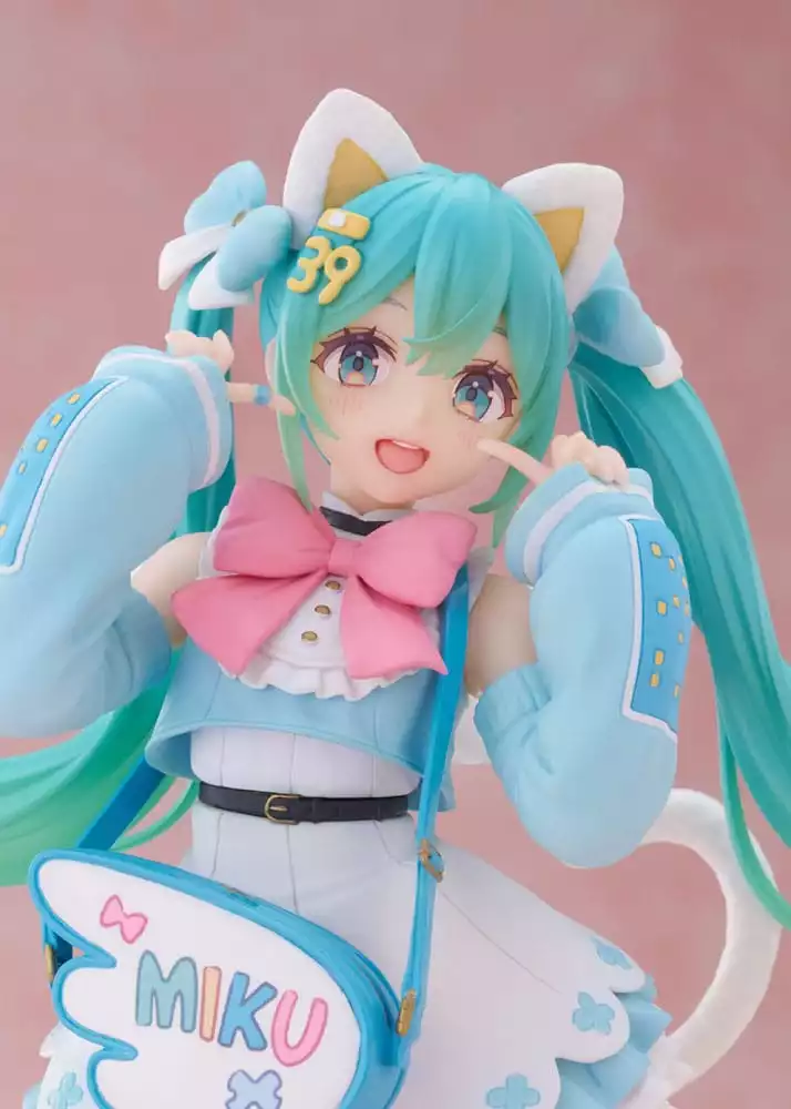 hatsune-miku-pvc-statue-hatsune-miku-fashion-fancy-ver-18-cm-1765725796-2