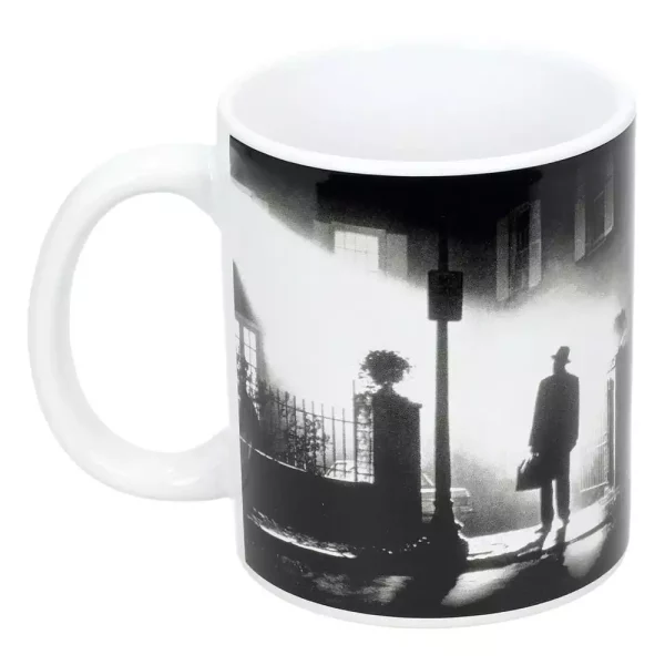 he-exorcist-gift-set-mug-keyring-poster-print-black-white-1765722742-2 he-exorcist-gift-set-mug-keyring-poster-print-black-white-1765722742-2