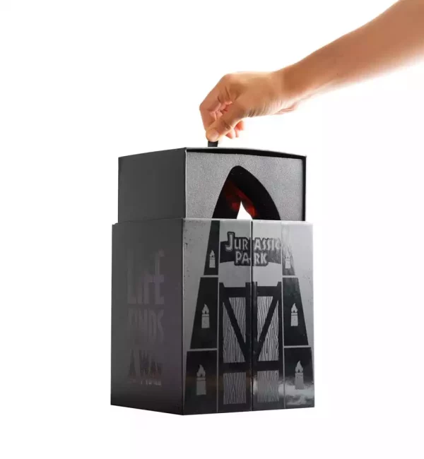 jurassic-park-lamp-with-usb-c-amber-1765679386-4