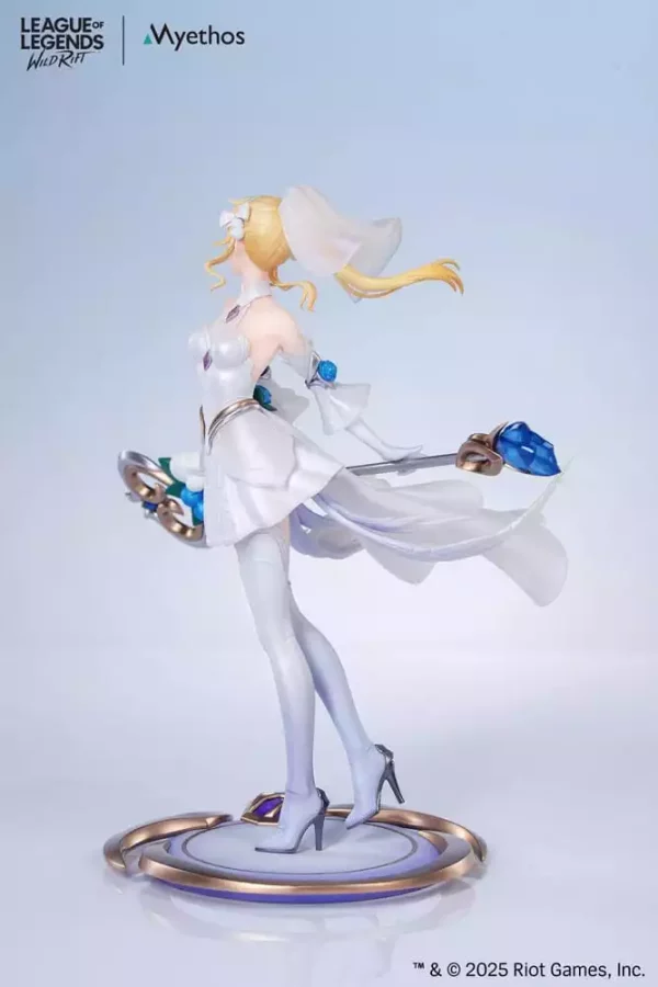 league-of-legends-gift-pvc-statue-1-8-lux-crystal-rose-ver-22-cm-1765713698-6