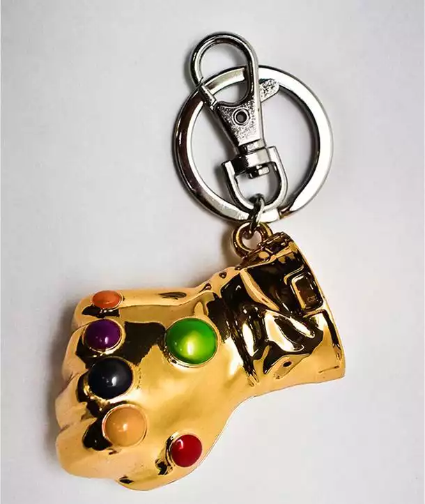 marvel-comics-metal-keychain-infinity-gauntlet-1765723840-0