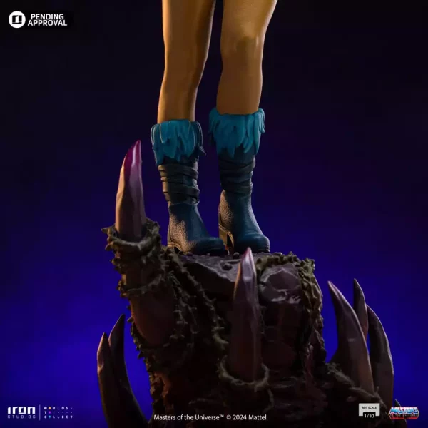 masters-of-the-universe-art-scale-statue-1-10-evil-lyn-color-variant-28-cm-1765684187-5 masters-of-the-universe-art-scale-statue-1-10-evil-lyn-color-variant-28-cm-1765684187-5