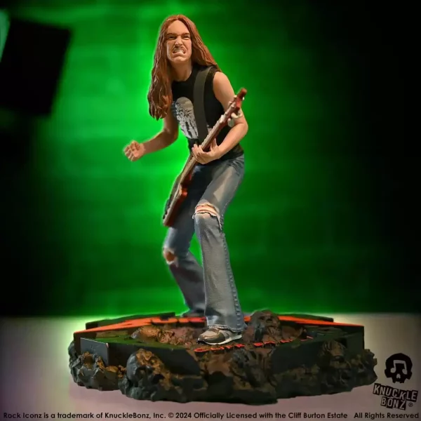 metallica-rock-iconz-statue-cliff-burton-ii-22-cm-1766139918-2