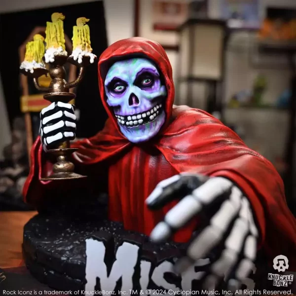 misfits-3d-vinyl-statue-american-psycho-fiend-20-cm-1765706096-21 misfits-3d-vinyl-statue-american-psycho-fiend-20-cm-1765706096-21