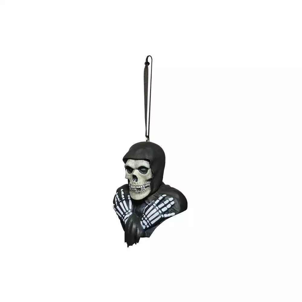 misfits-hanging-tree-ornament-fiend-1765726558-2