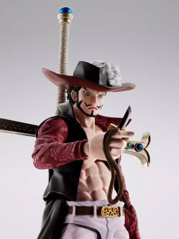 one-piece-s-h-figuarts-action-figure-dracule-mihawk-hawkeye-17-cm-1765673198-5 one-piece-s-h-figuarts-action-figure-dracule-mihawk-hawkeye-17-cm-1765673198-5