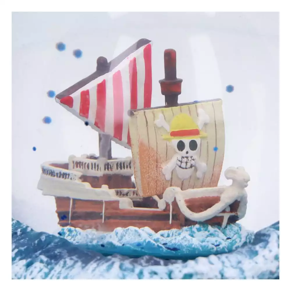 one-piece-snow-globe-going-merry-17-cm-1765714632-4
