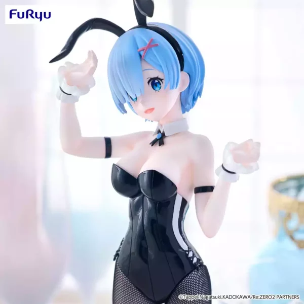 rezero-starting-life-in-another-world-bicute-bunnies-pvc-statue-rem-bicolor-29-cm-1765678507-3