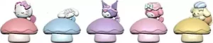 Lampada da Comodino Sanrio Little Mushroom Series Hello Kitty e Amici - Display con 12 Mini Figure da 8 cm