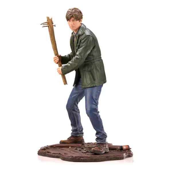 silent-hill-pvc-statue-james-sunderland-18-cm-1765715284-3