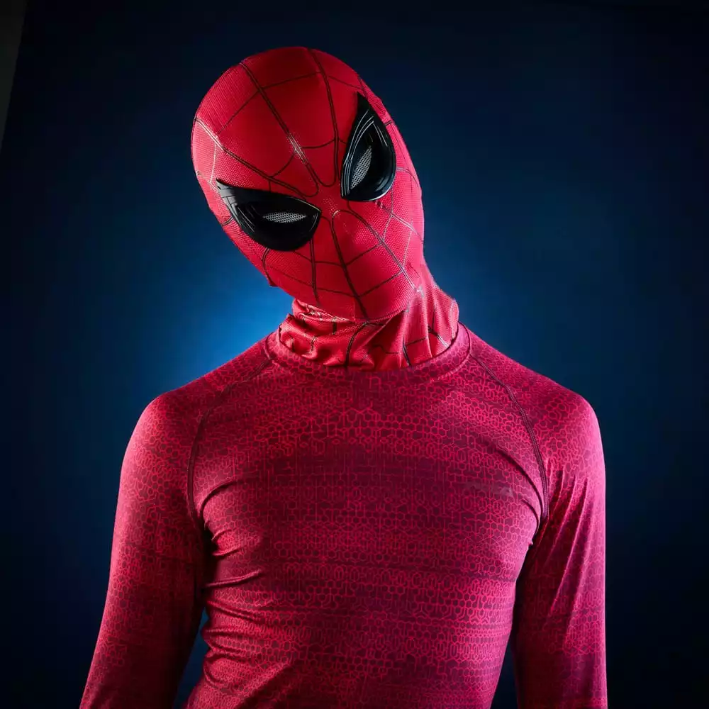 spider-man-homecoming-electronic-expressive-mask-spider-man-1765682124-3