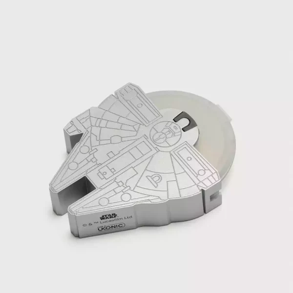 star-wars-pizza-cutter-millennium-falcon-1764953559-11 star-wars-pizza-cutter-millennium-falcon-1764953559-11