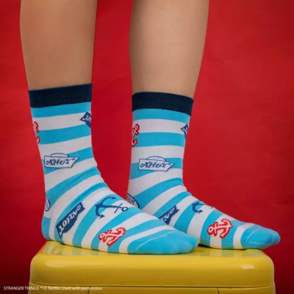 stranger-things-1680-set-of-3-socks-1765683761-1 stranger-things-1680-set-of-3-socks-1765683761-1