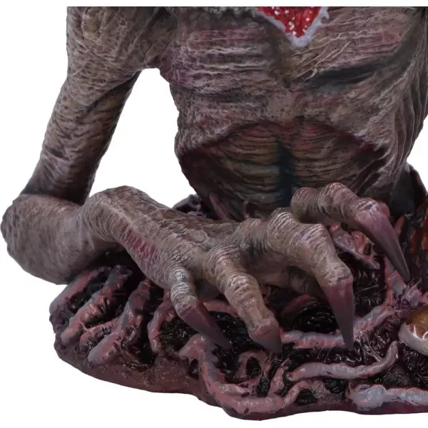 stranger-things-bust-demogorgon-30-cm-1765714650-4 stranger-things-bust-demogorgon-30-cm-1765714650-4