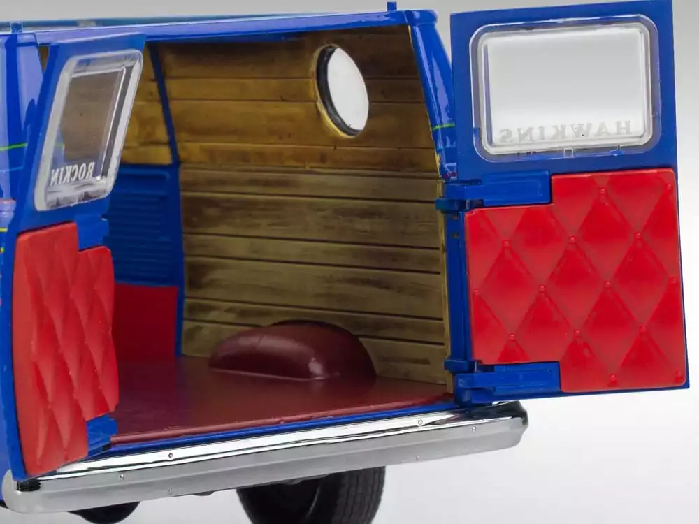 stranger-things-model-kit-1-25-squawk-van-21-cm-1765721752-2