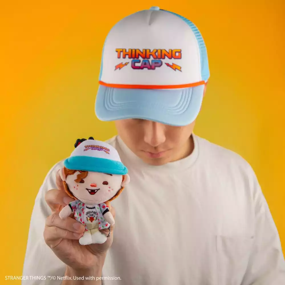 stranger-things-plush-keychain-dustin-henderson-12-cm-1765683796-1