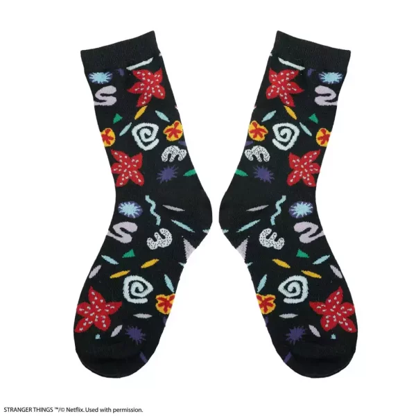 stranger-things-stranger-things-set-of-3-socks-1765683774-6
