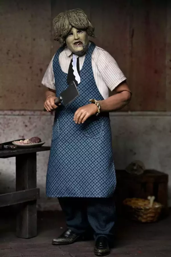 texas-chainsaw-massacre-clothed-action-figure-leatherface-with-old-lady-mask-20-cm-1765713963-2 texas-chainsaw-massacre-clothed-action-figure-leatherface-with-old-lady-mask-20-cm-1765713963-2