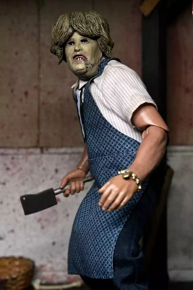 texas-chainsaw-massacre-clothed-action-figure-leatherface-with-old-lady-mask-20-cm-1765713968-8