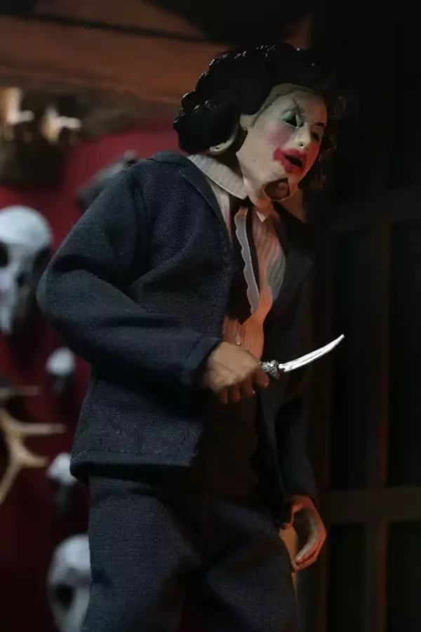 texas-chainsaw-massacre-clothed-action-figure-pretty-woman-leatherface-20-cm-1765713956-3 texas-chainsaw-massacre-clothed-action-figure-pretty-woman-leatherface-20-cm-1765713956-3