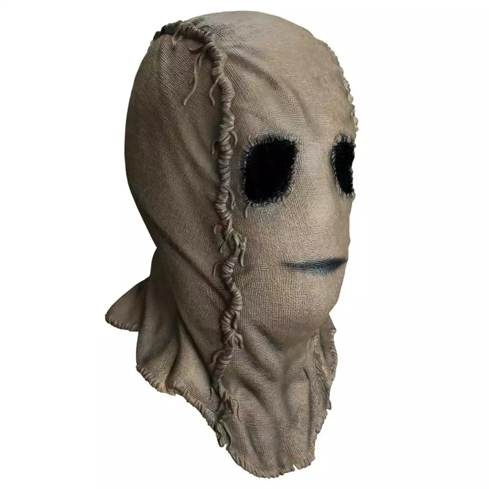 the-strangers-chapter-1-mask-scarecrow-1765727036-3