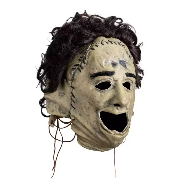 the-texas-chainsaw-massacre-1974-vinyl-mask-killing-1765726604-2